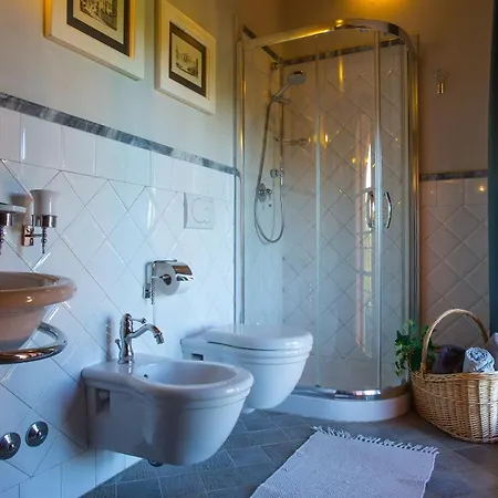 Lestra Konukevi Monte Lopio